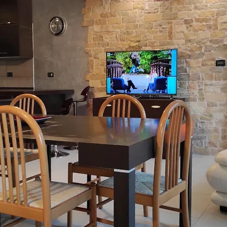 Semesterbostad Ola *